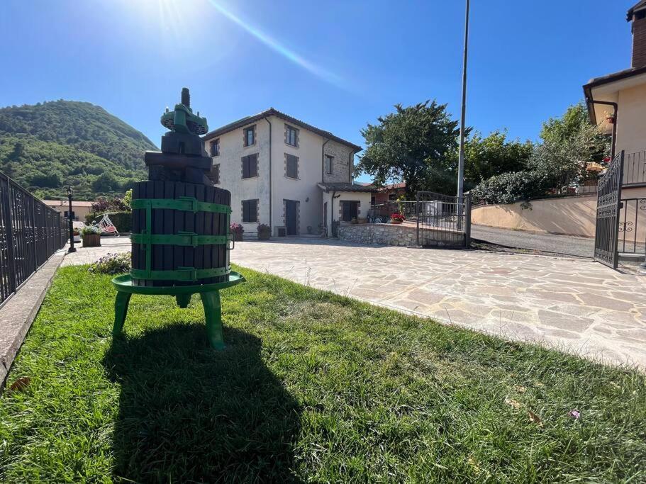 Casa Vacanze Vecchio Frantoio Residenza Leccino 斯波莱托 外观 照片